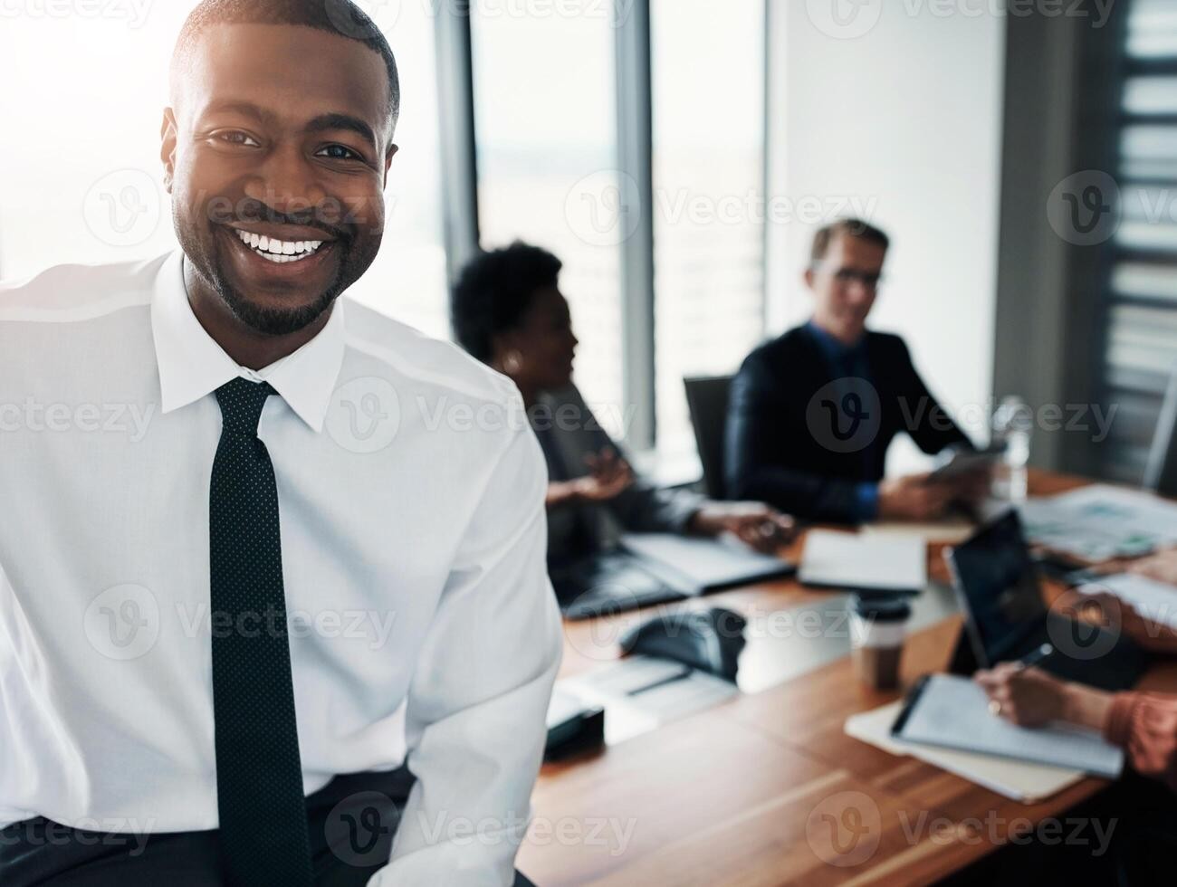 What Makes A Man Feel More Confident During Online Meetings?